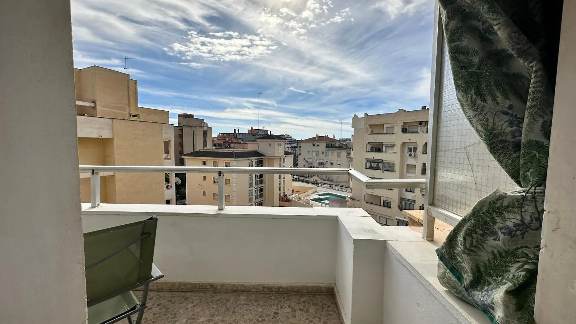 Apartment Ver5 - Terraza Con Vistas Al Mar, Wifi, Smart Tv, Piscina, Playa, Centro Torremolinos Spain