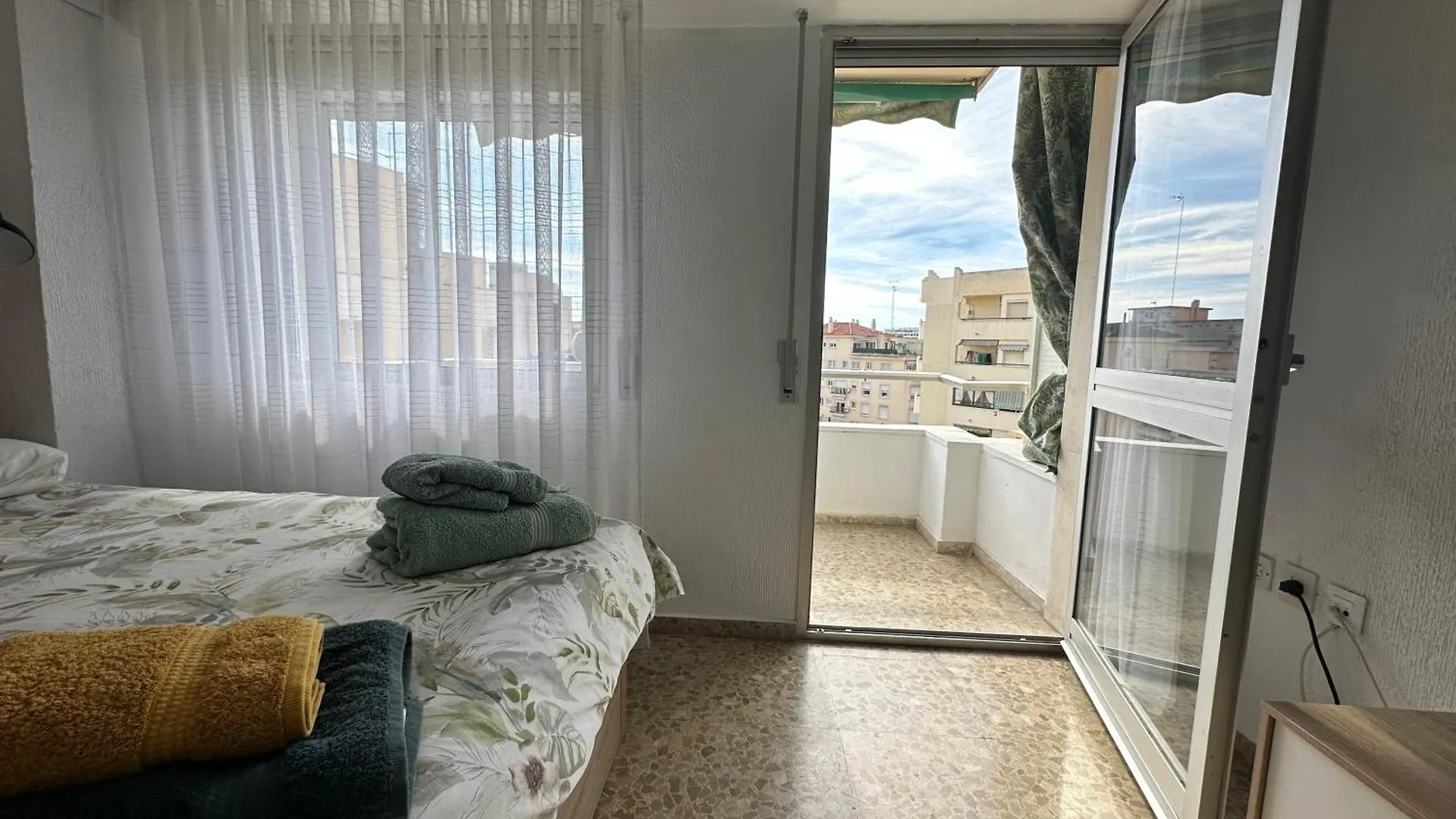 Ver5 - Terraza Con Vistas Al Mar, Wifi, Smart Tv, Piscina, Playa, Centro Torremolinos Apartment