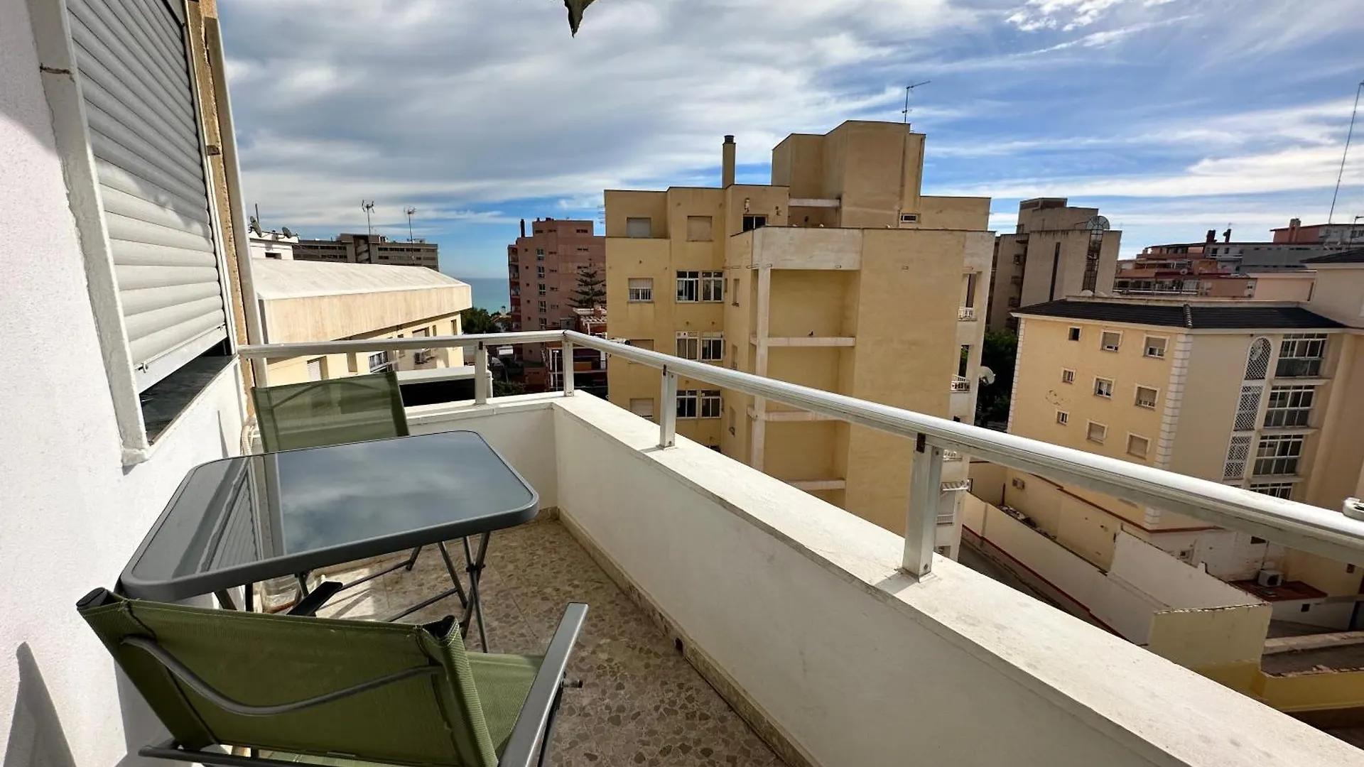Ver5 - Terraza Con Vistas Al Mar, Wifi, Smart Tv, Piscina, Playa, Centro Torremolinos